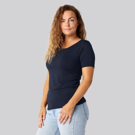 Bambus t-shirt o-hals i navy damer
