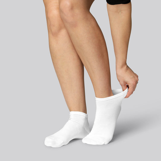 Witte bamboe enkelsokken voor dames