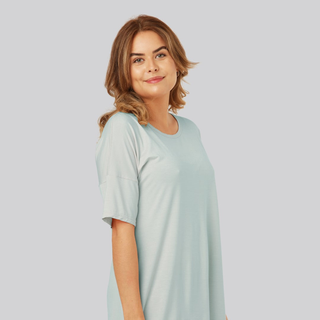 Bamboe nachthemd in lichtblauw voor dames