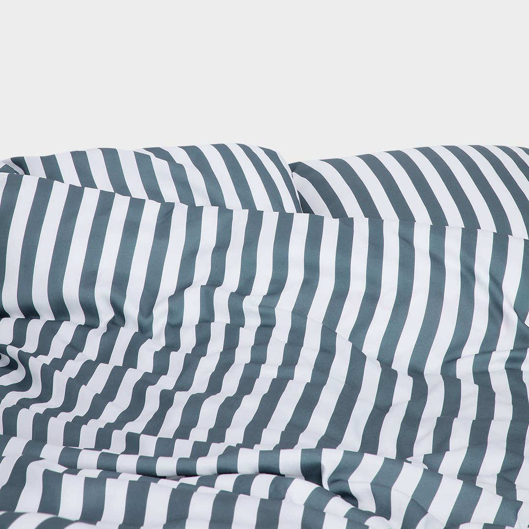 Bamboe beddengoed wit/grijs gestreept breed