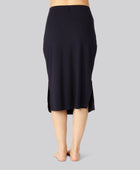 Damesrok van bamboe met ribboord in marineblauw