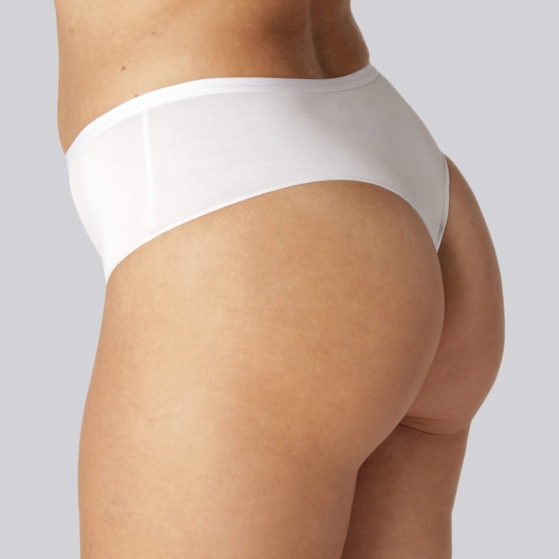 Witte bamboe stringslip met hoge taille voor dames