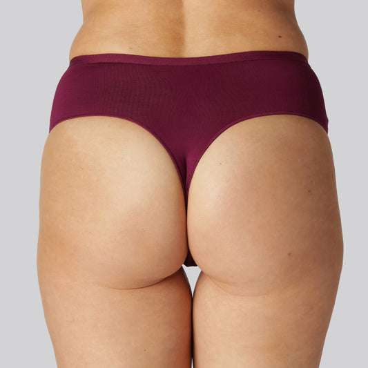 Bamboe stringslipje met hoge taille in bordeauxrood voor dames