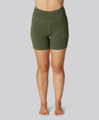 Bamboe fitnessshorts in groen voor dames