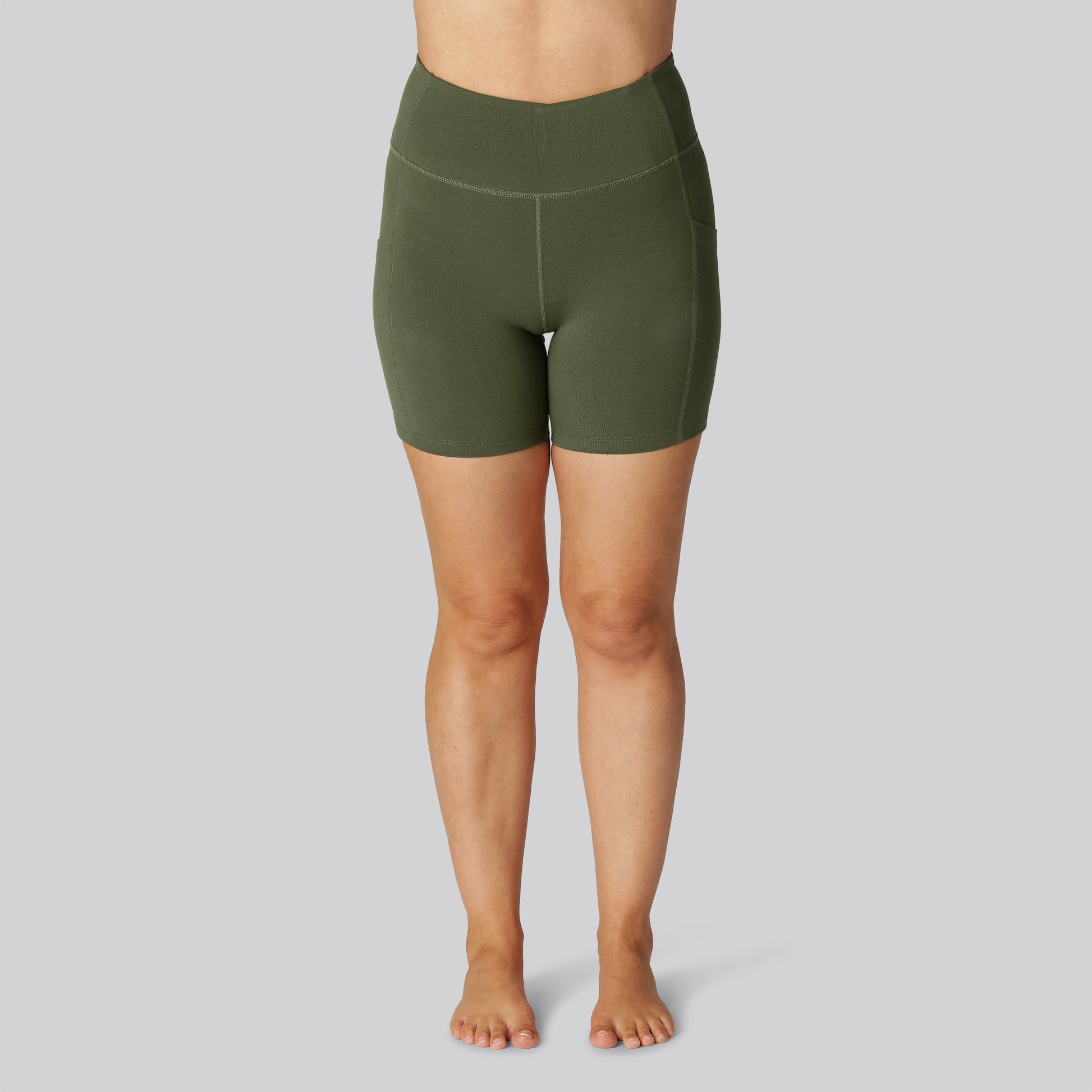 Bamboe fitnessshorts in groen voor dames