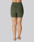 Bamboe fitnessshorts in groen voor dames
