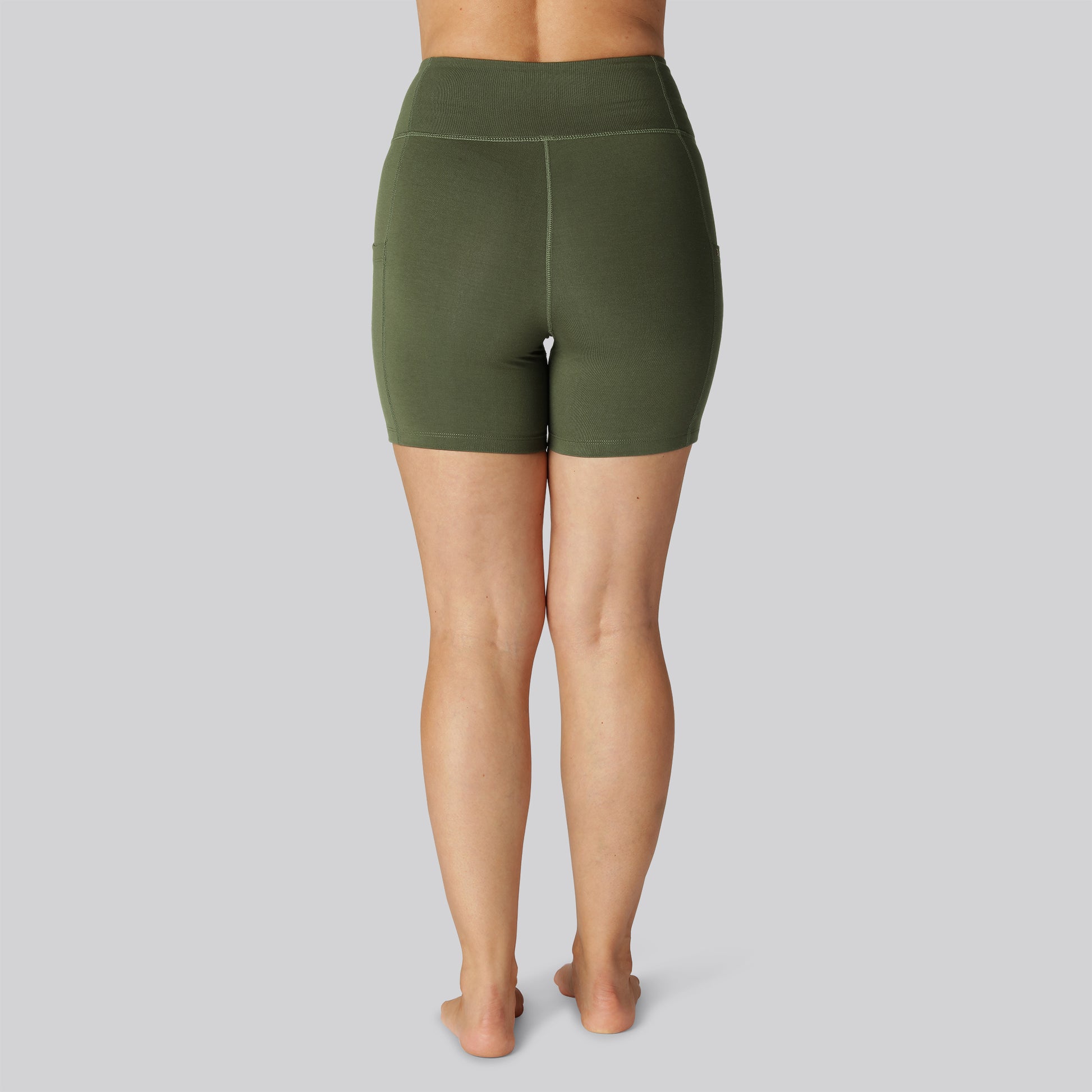 Bamboe fitnessshorts in groen voor dames