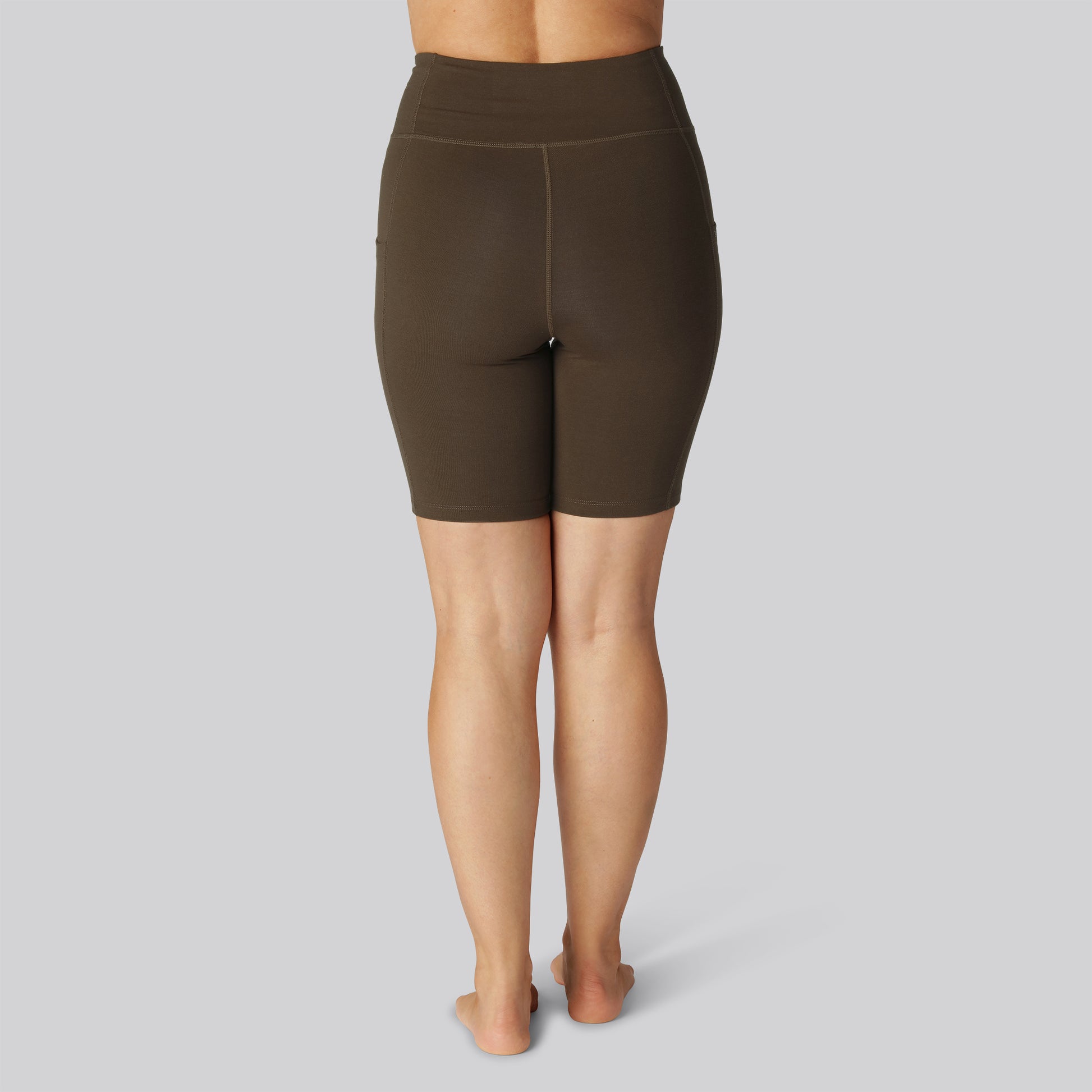 Bruine fitnessshorts van bamboe voor dames