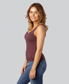 Damestop van bamboe in bordeauxrood met brede bandjes