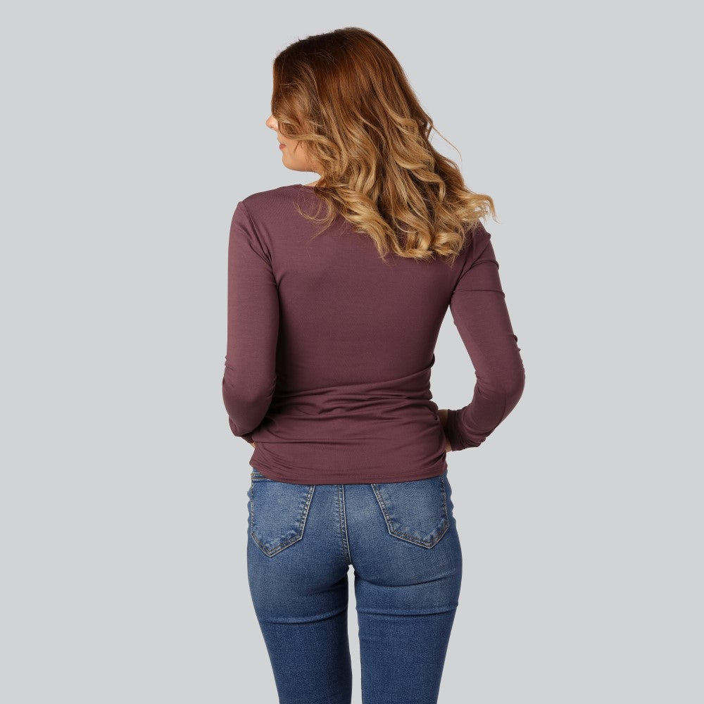 Dames T-shirt met lange mouwen van bamboe in bordeauxrood.