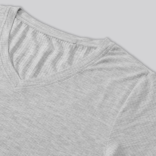 Bamboe T-shirt met V-hals en ribboord in lichtgrijs voor dames