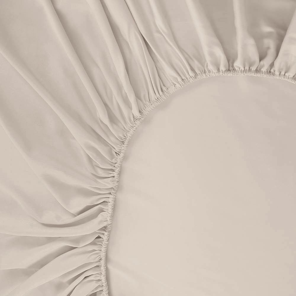 Bamboe hoeslaken in beige