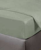 Bamboevormig vel in olijfgroen