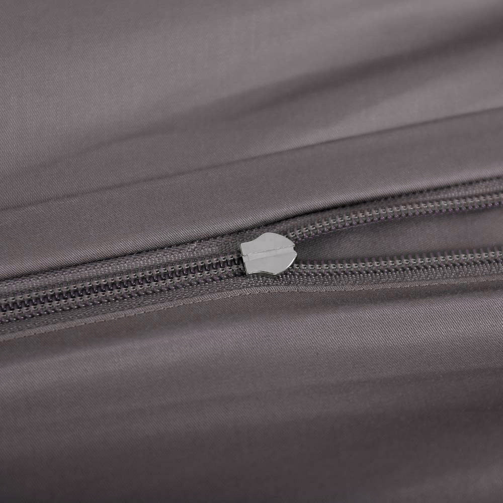 Bamboe beddengoed in antracietgrijs van Bambuni