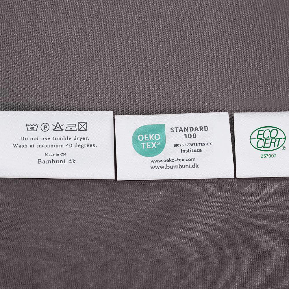 Bamboe beddengoed in antracietgrijs van Bambuni