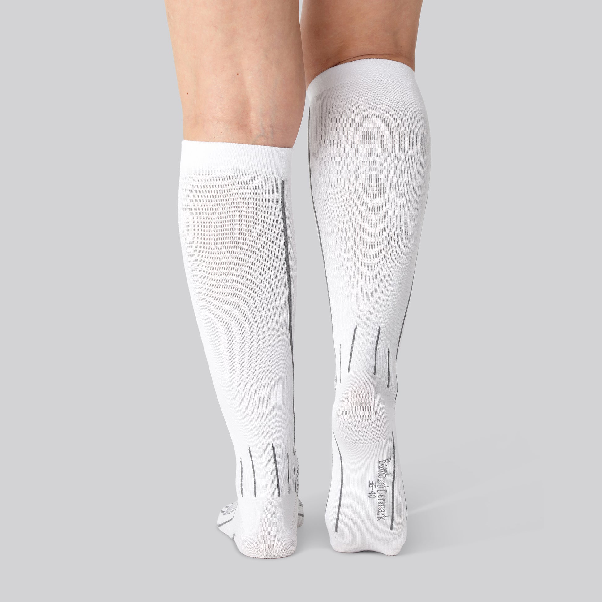 Witte bamboe compressie hardloopsokken voor dames