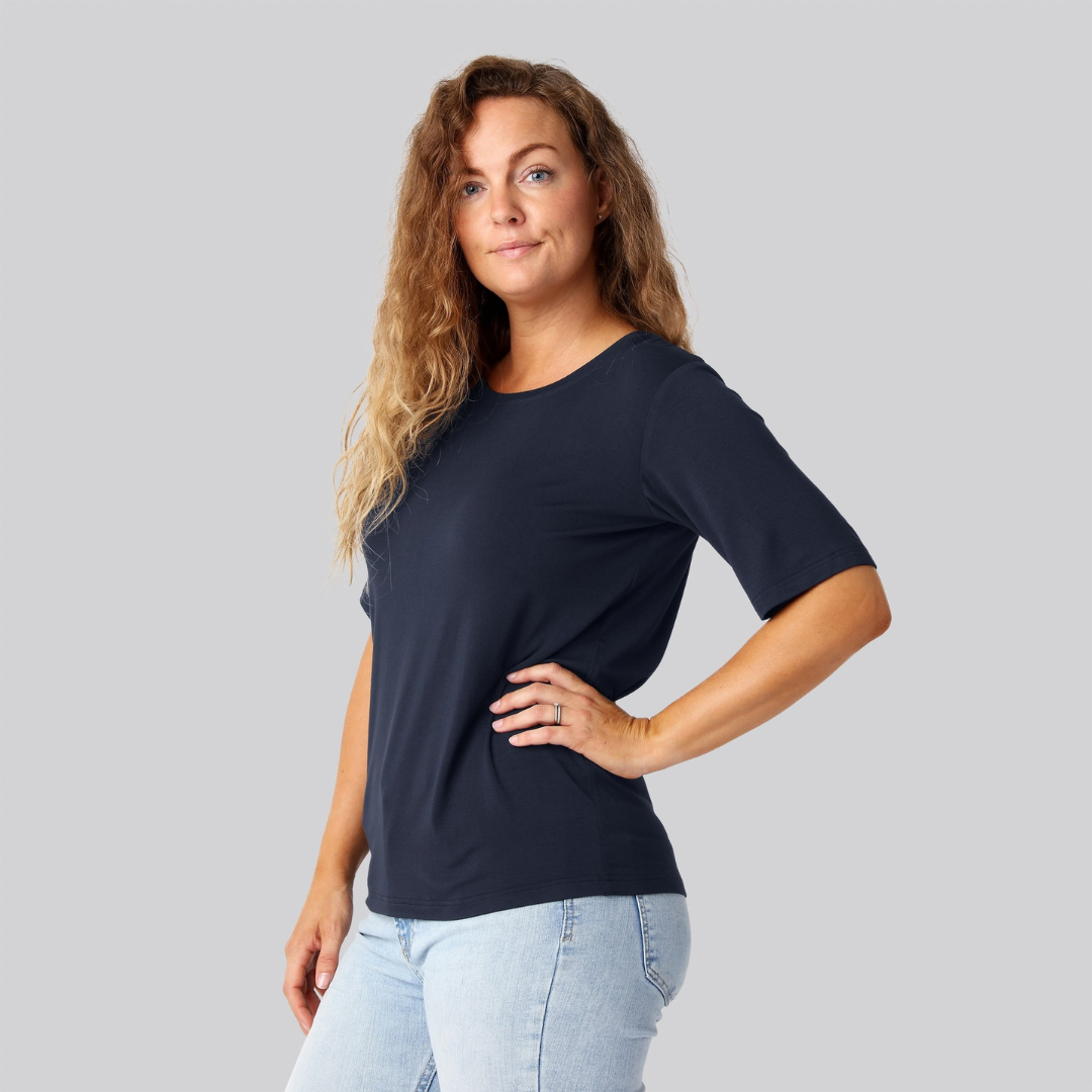 Bambus oversize t-shirt i navy damer