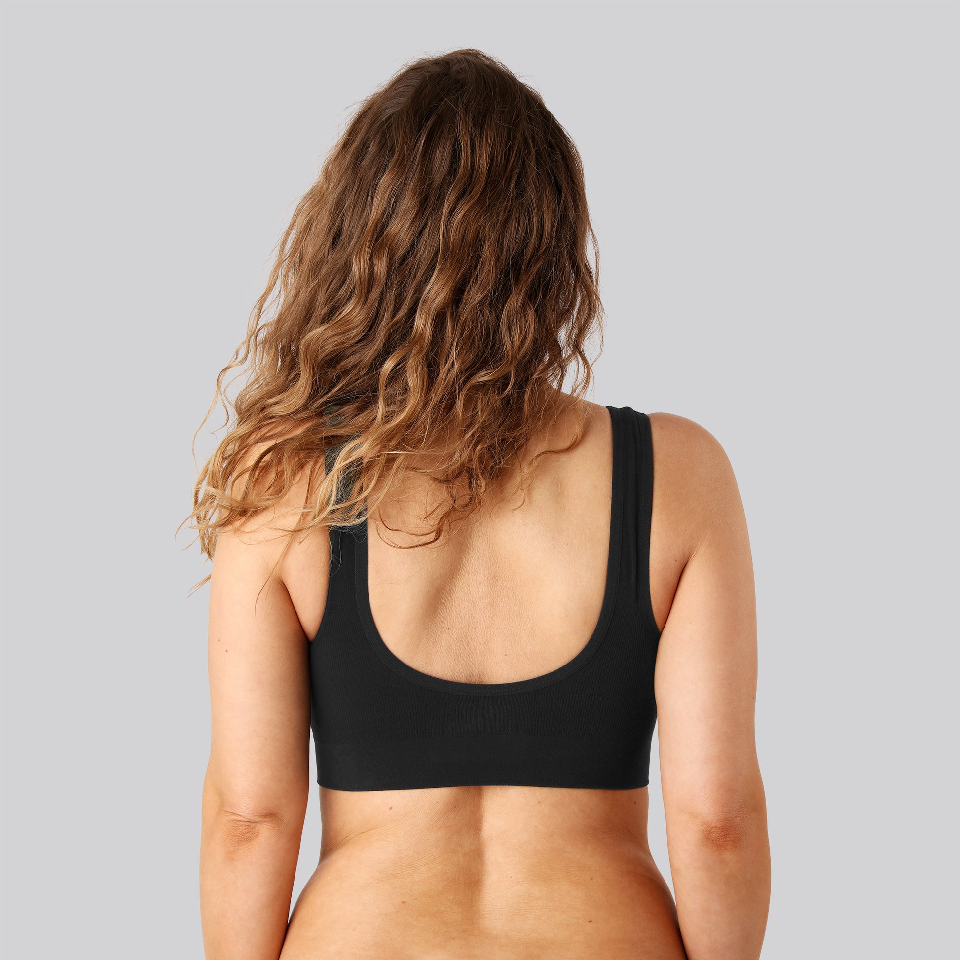 Bambus seamless bh m. bred strop sort til damer