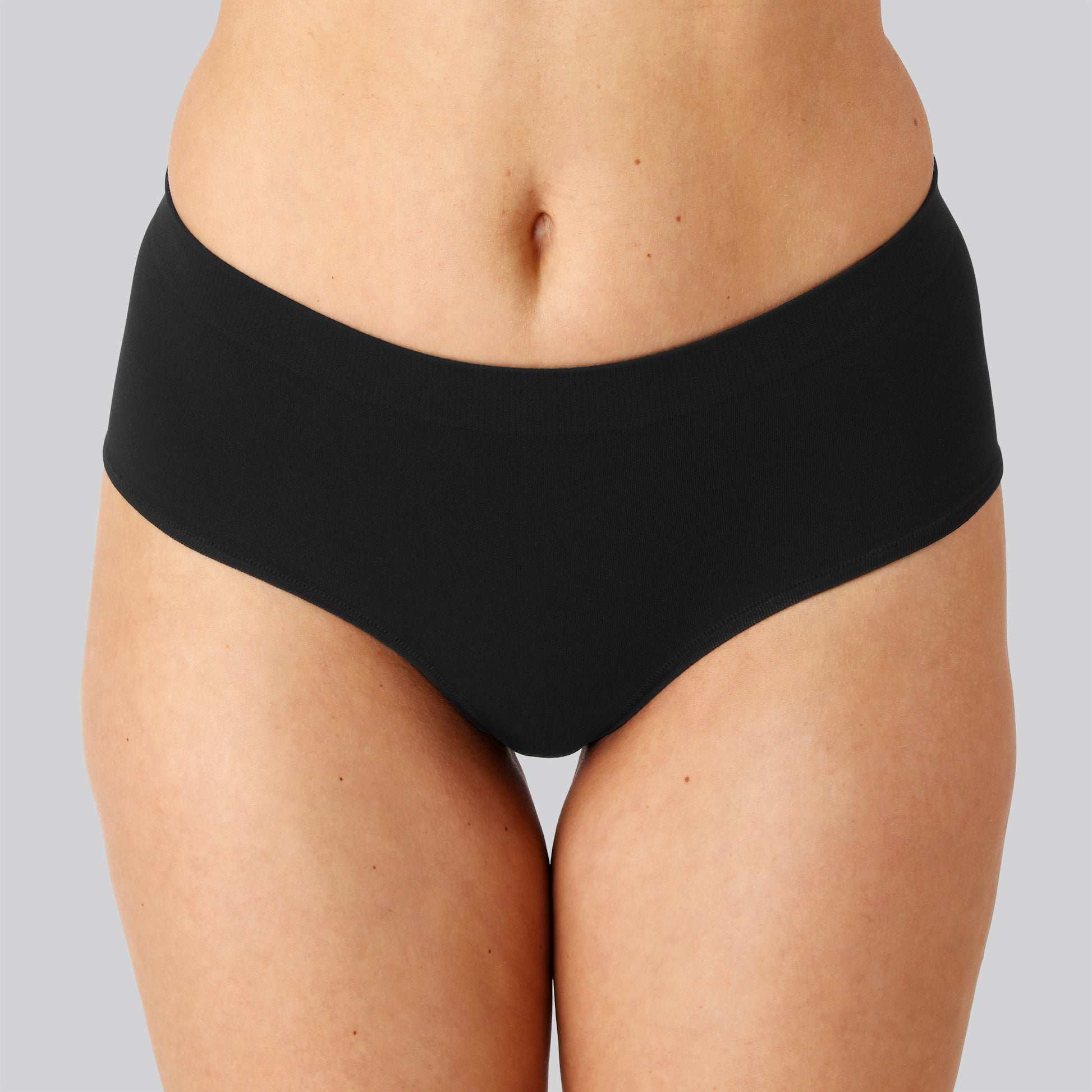 Bambus seamless tai trusse i sort til damer