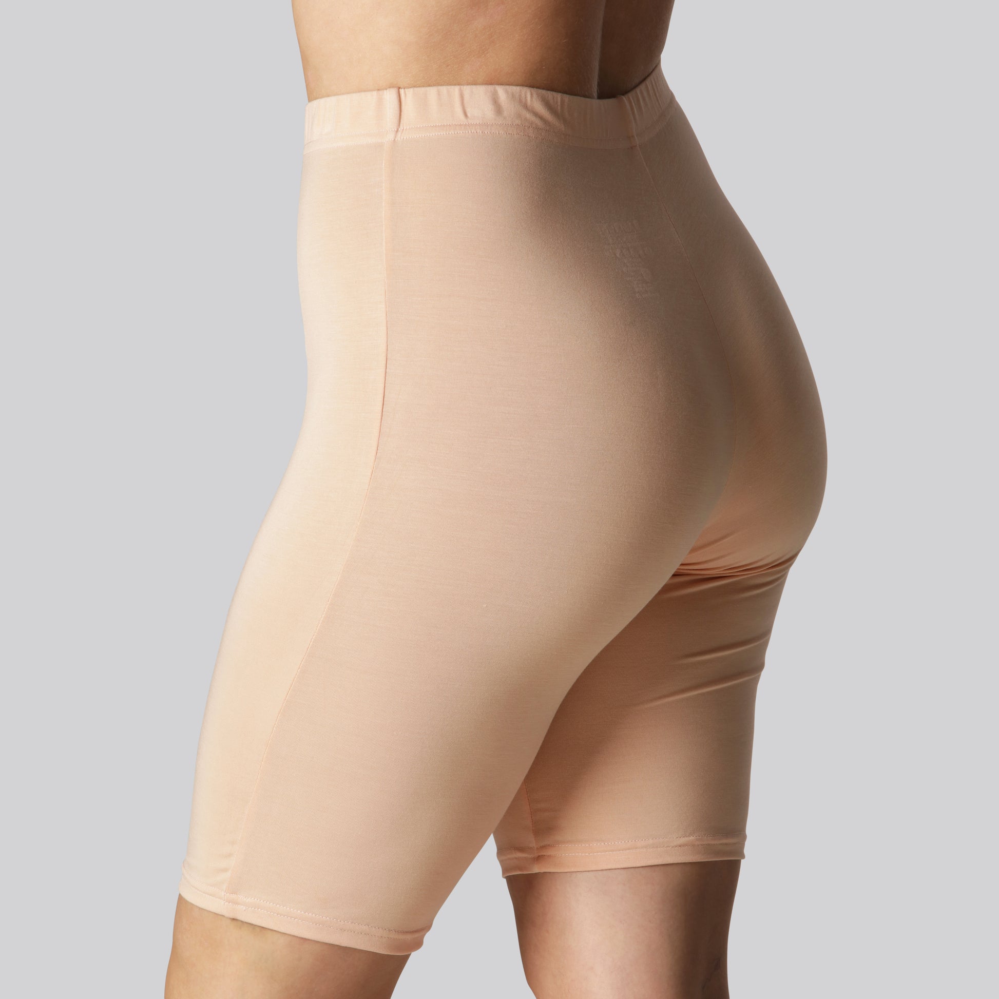 Beige bamboe shorts voor dames van Bambuni