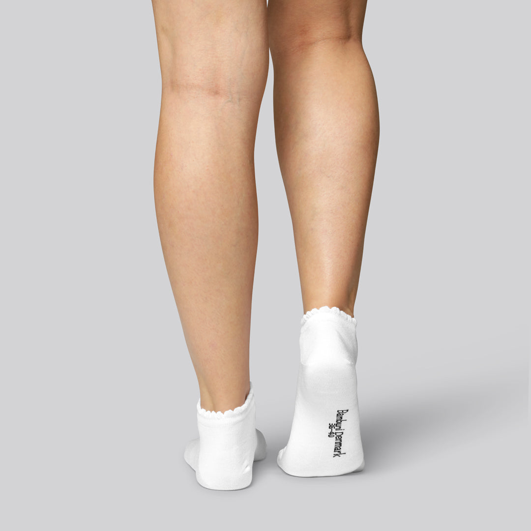 Witte bamboe enkelsokken voor dames