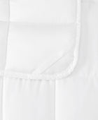 Verzwaard dekbed van bamboe in wit van Bambuni