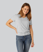 Bamboe T-shirt met V-hals en ribboord in lichtgrijs voor dames