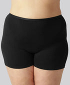 Bamboe hotpants in zwart