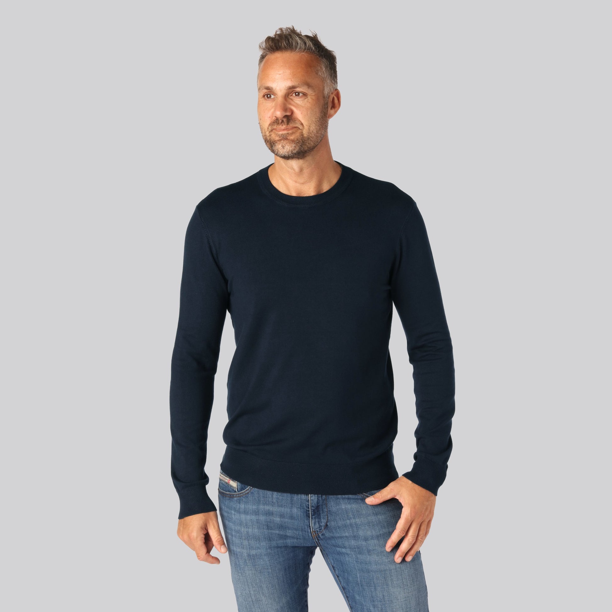 Bamboe gebreide trui in marineblauw