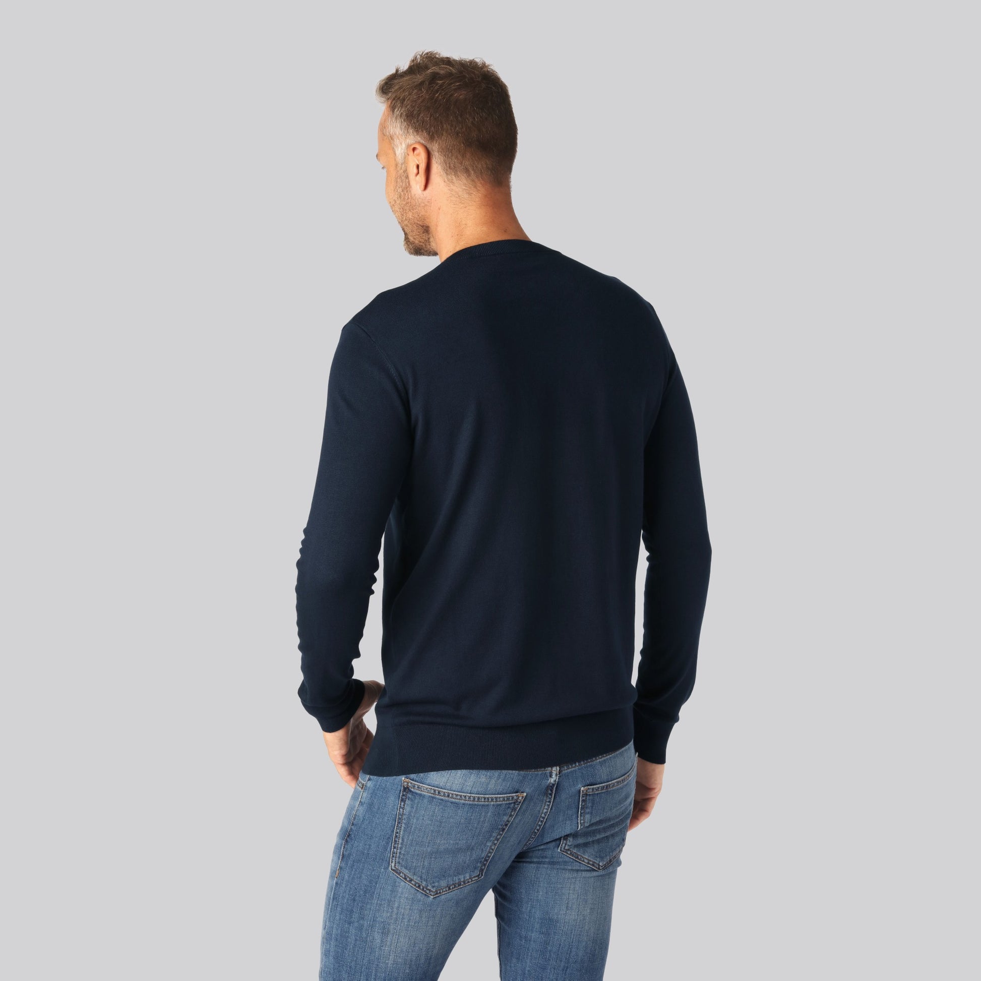 Bamboe gebreide trui in marineblauw