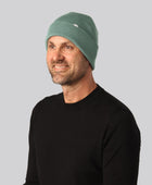 Bamboe hoed in het groen