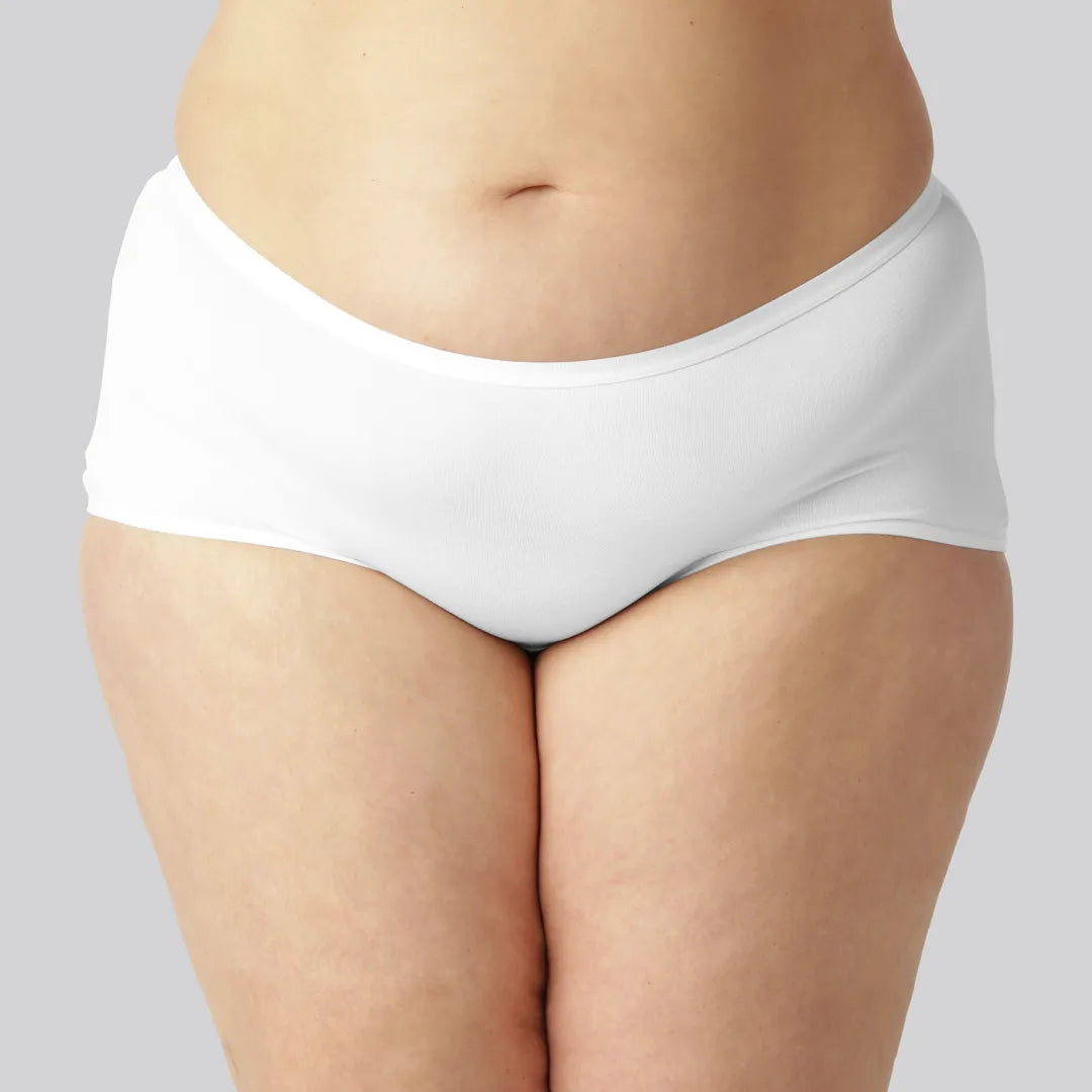 Hipster slipje van bamboe in het wit