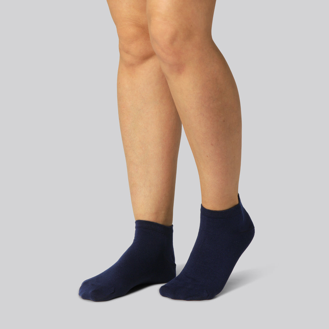 Bamboe enkelsokken in marineblauw voor dames