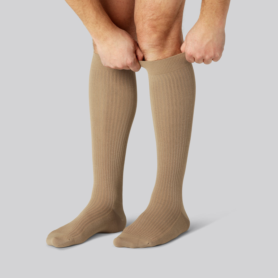 Bamboe compressiekousen in beige voor heren
